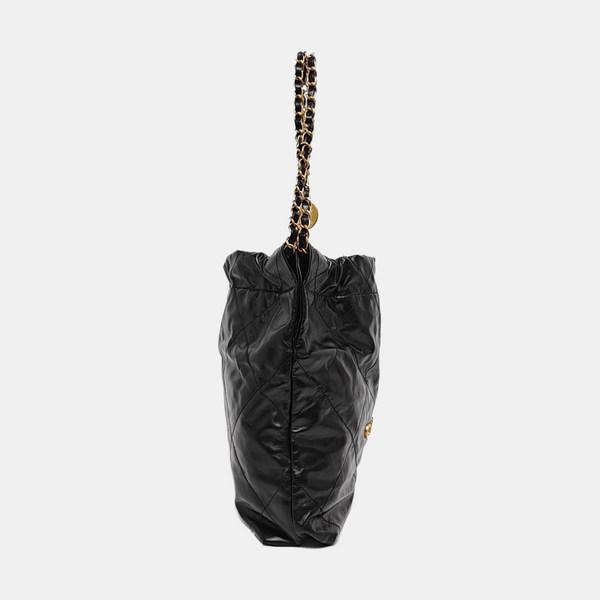 CHANEL 22 Small Quilted Calfskin Black