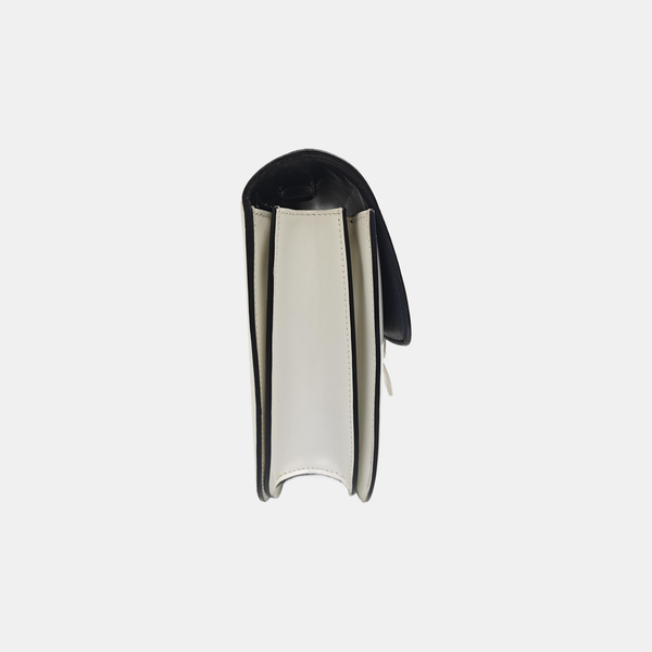 CLASSIC BOX Medium Calfskin White