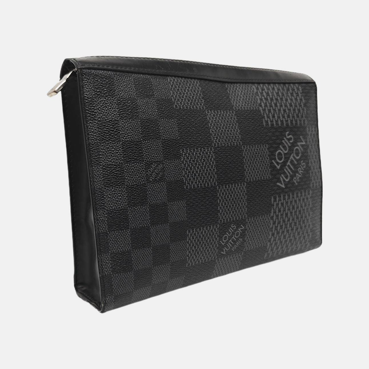 Pochette Voyag MM Damier Graphite Coated Canvas Gray