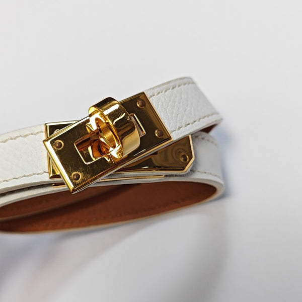 Kelly Metal White Bangle