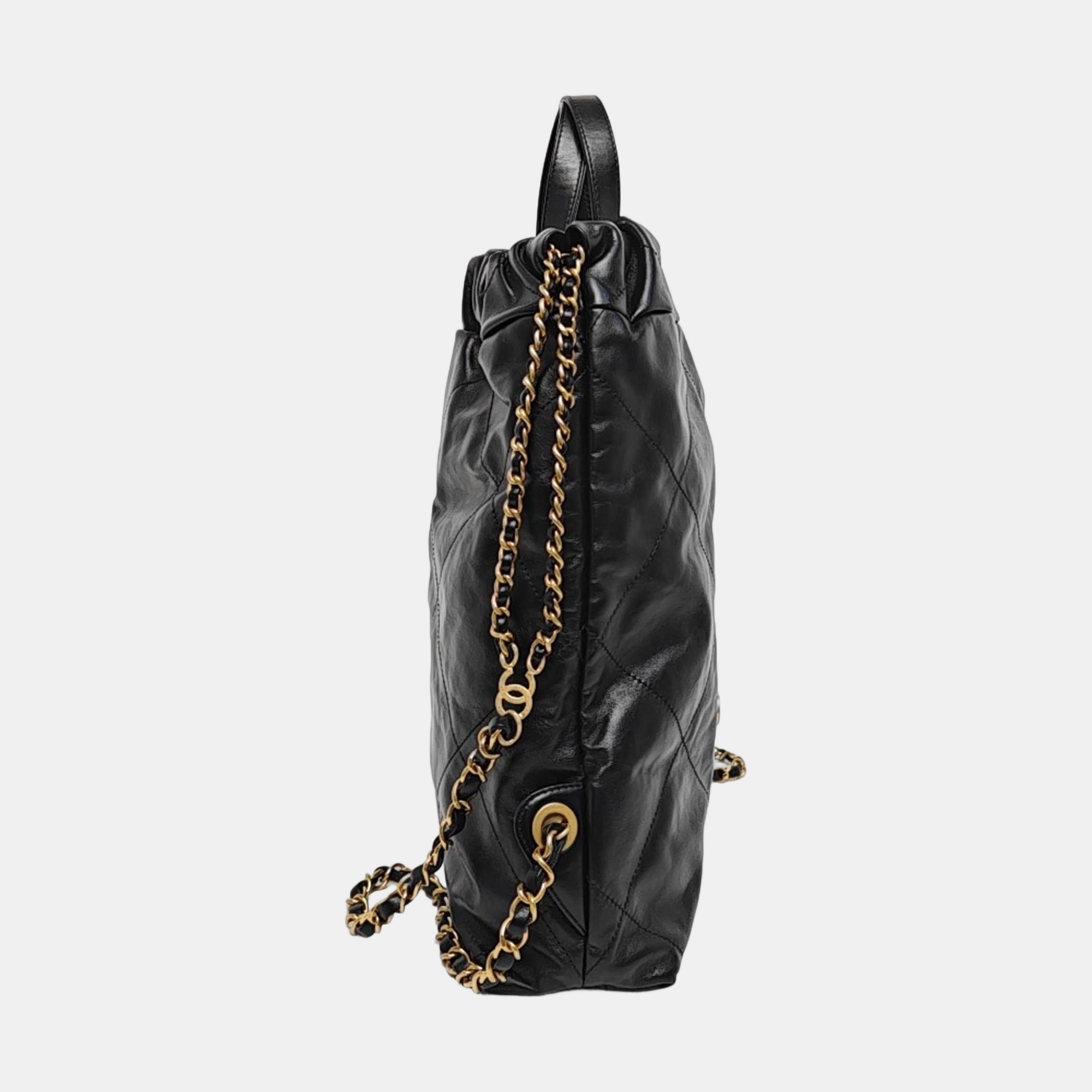 CHANEL 22 Small Quilted Calfskin Black