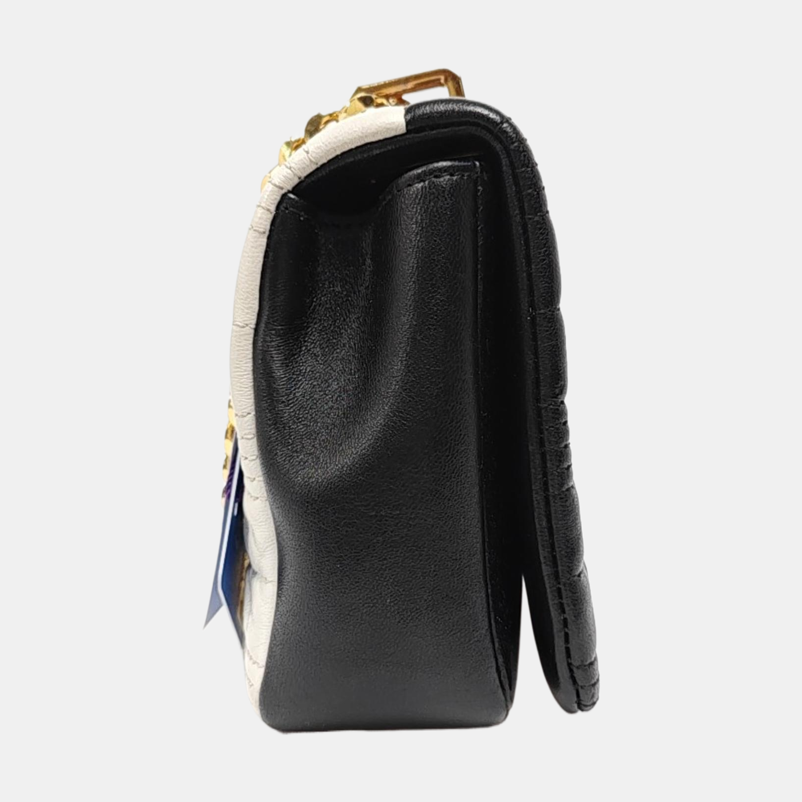 Authenticated pre-owned  Lola Small Quilted Lambskin Black - Crossbody Bag at Looply