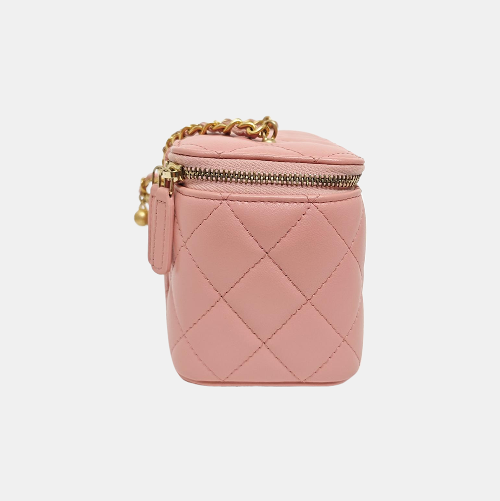 VANITY CASE Small Quilted Lambskin Pink