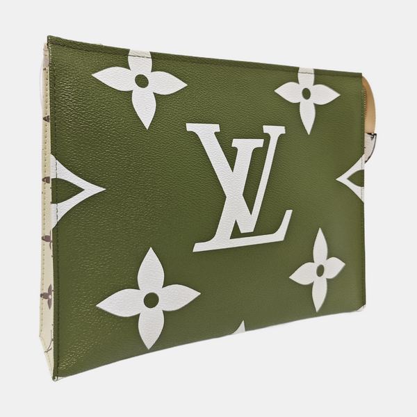 TOILET POCKET 26 Monogram Coated Canvas Multicolor