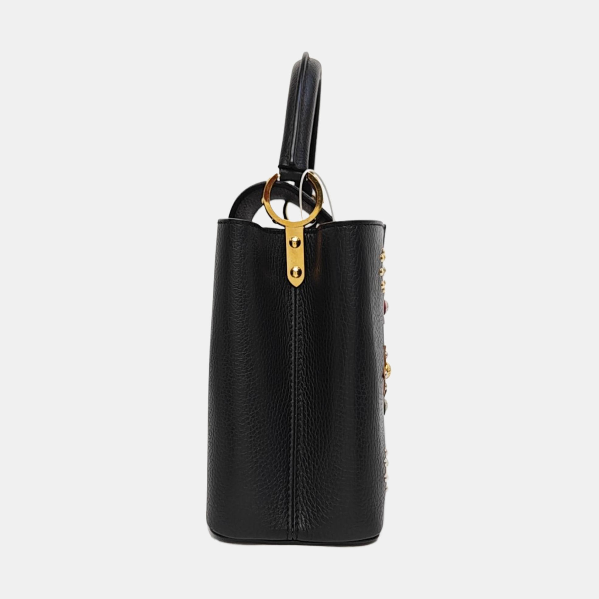 Authenticated pre-owned  CAPUCINES MM Calfskin Black - Shoulder Bag at Looply