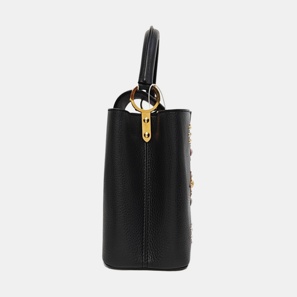 Authenticated pre-owned  CAPUCINES MM Calfskin Black - Shoulder Bag at Looply