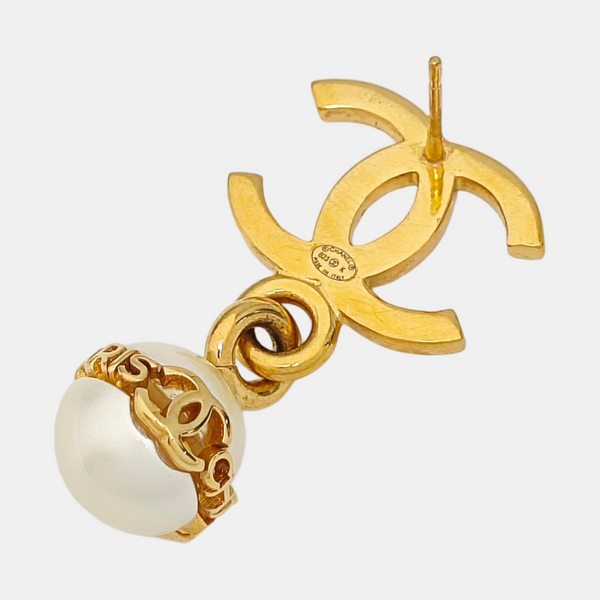 Metal Gold Earrings