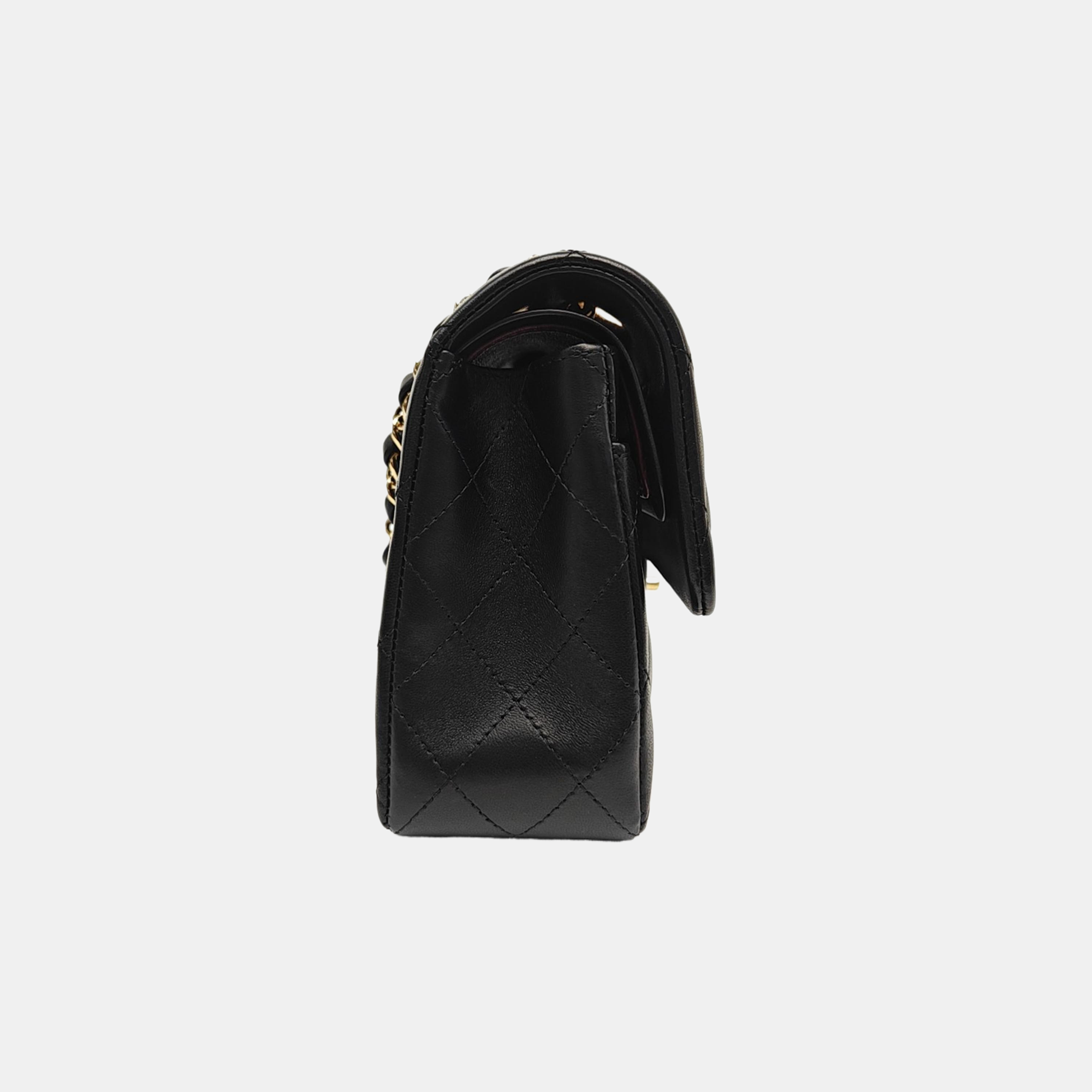 CLASSIC FLAP Small Quilted Lambskin Black
