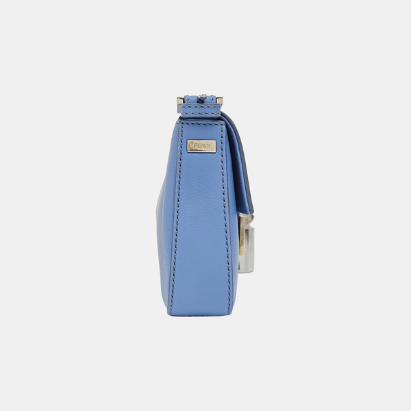 Baguette Medium Calfskin Blue