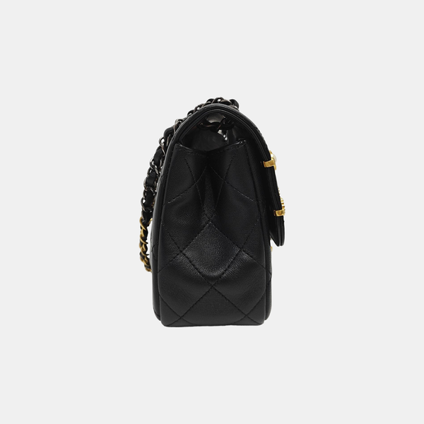 CLASSIC FLAP Mini Quilted Lambskin Black