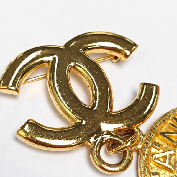 Metal Gold Brooch