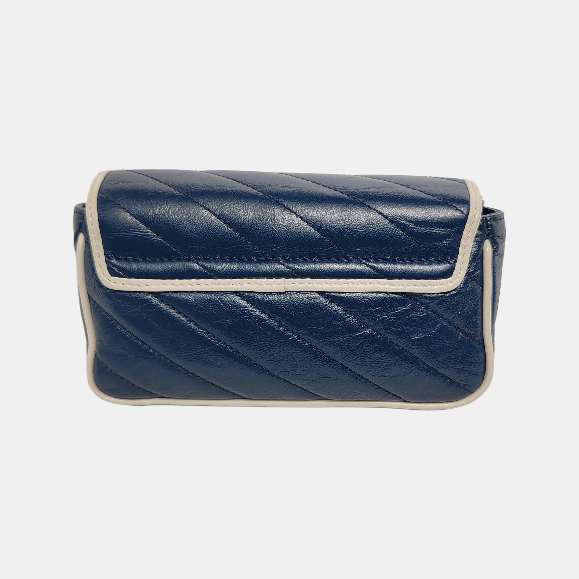 Authenticated pre-owned  GG Marmont Super Mini Quilted Calfskin Blue - Crossbody Bag at Looply