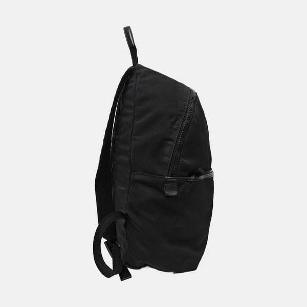 Signature Canvas Black