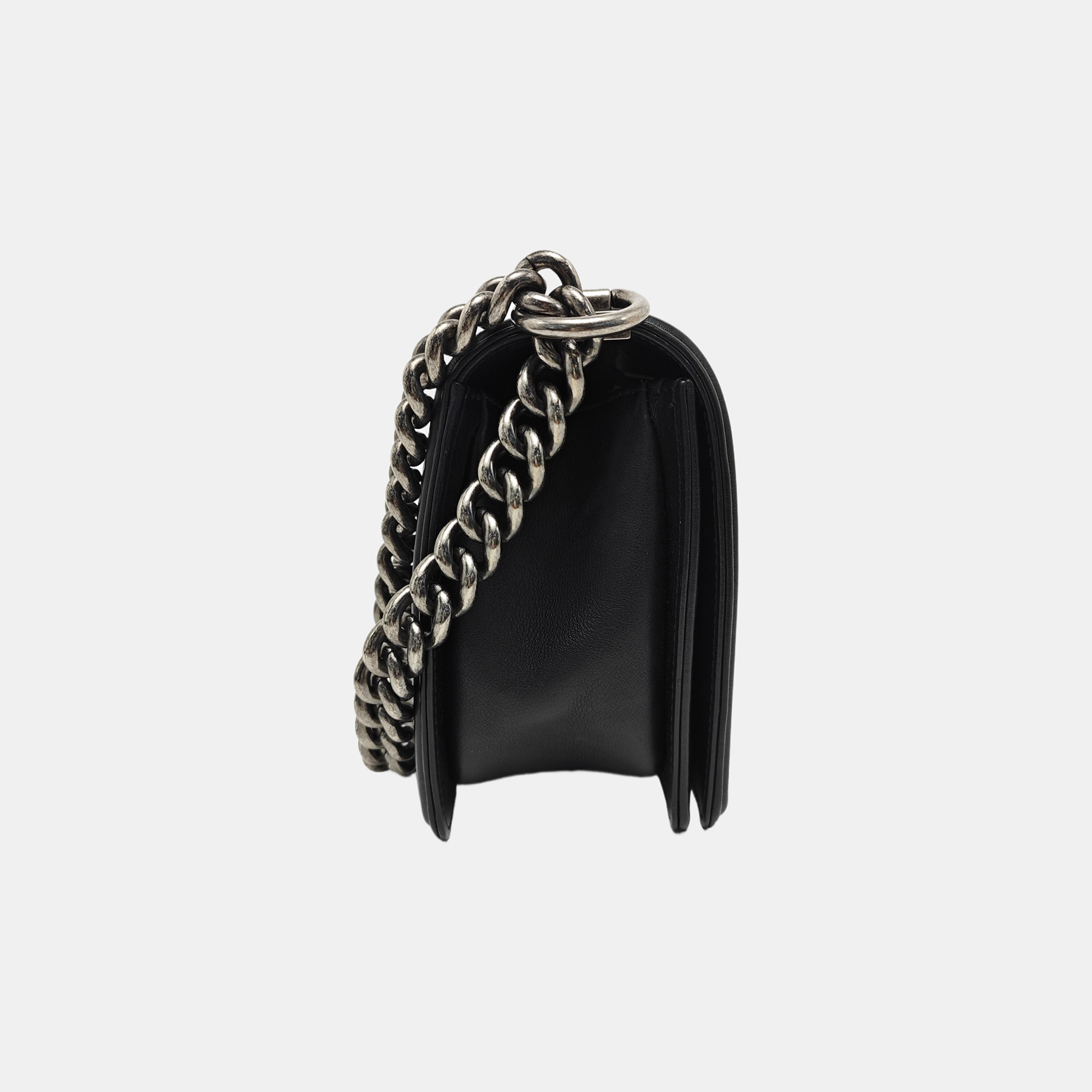BOY CHANEL Medium Quilted Calfskin Black