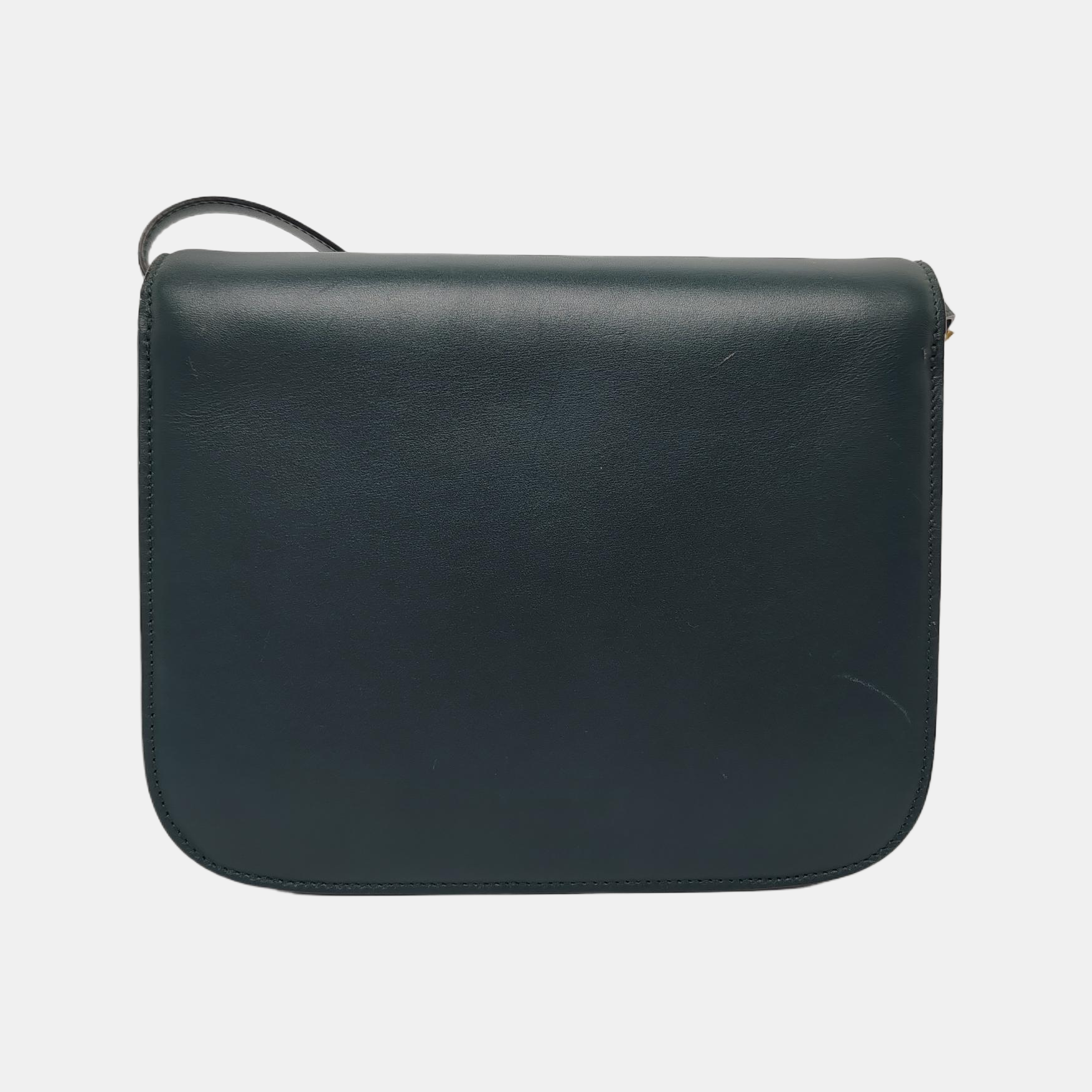 Authenticated pre-owned  CLASSIC BOX Medium Calfskin Green - Shoulder Bag at Looply