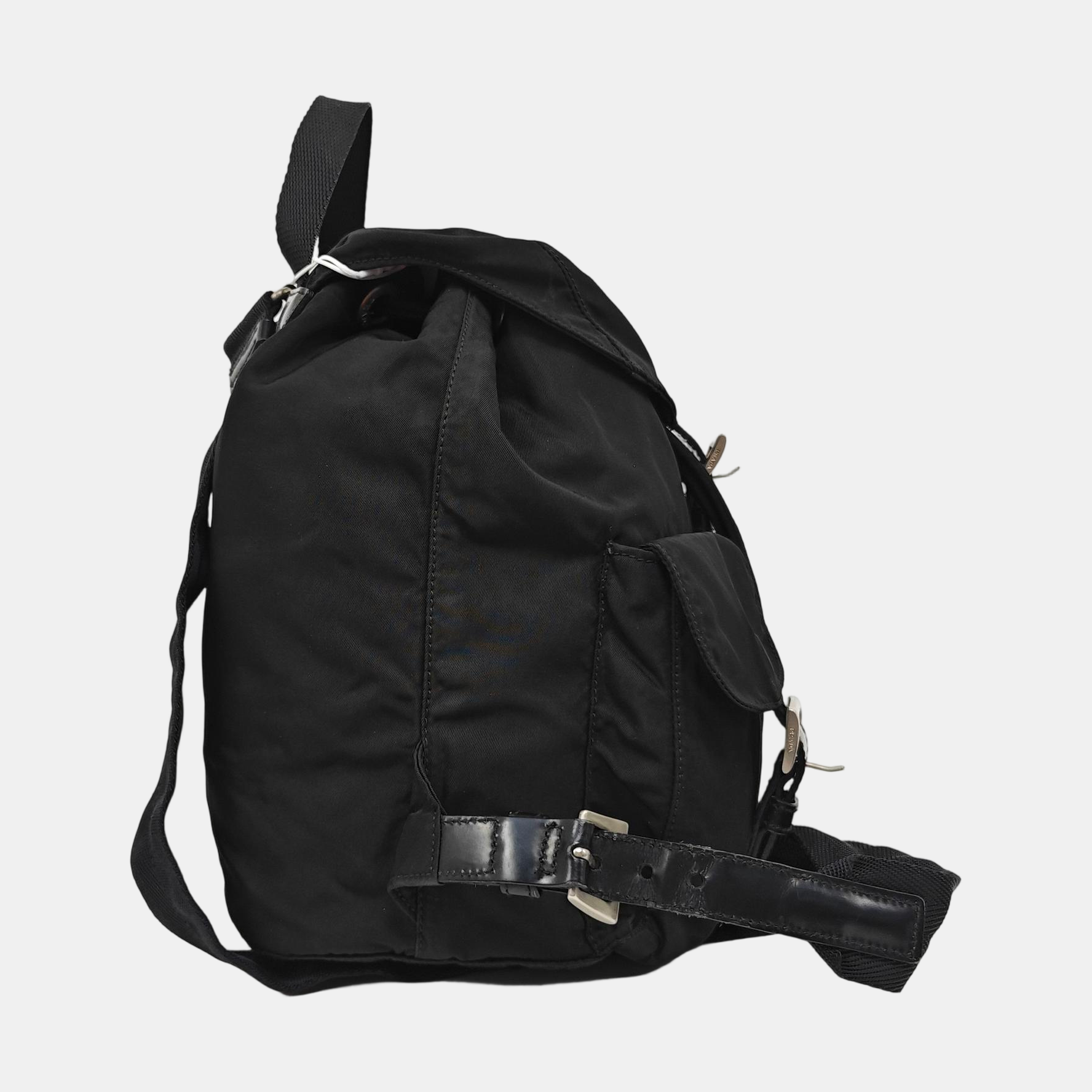 Vela Small Nylon Black