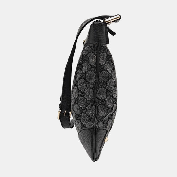 Monogram Canvas Black