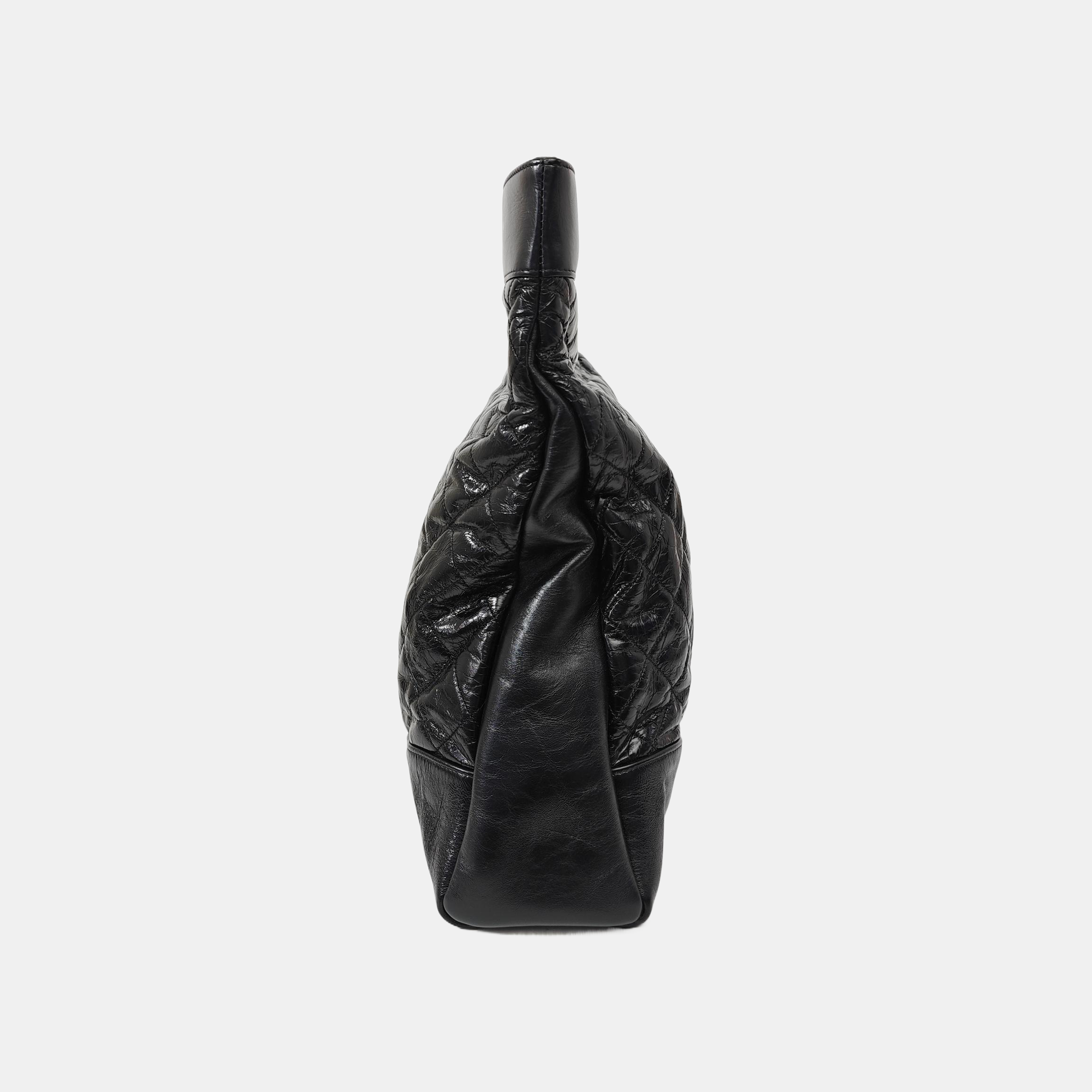 CHANEL 31 Large Quilted Vintage Calf Black
