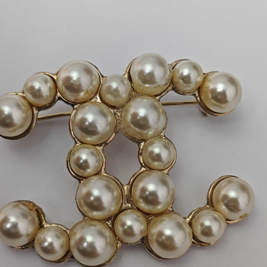Vintage Metal White Brooch