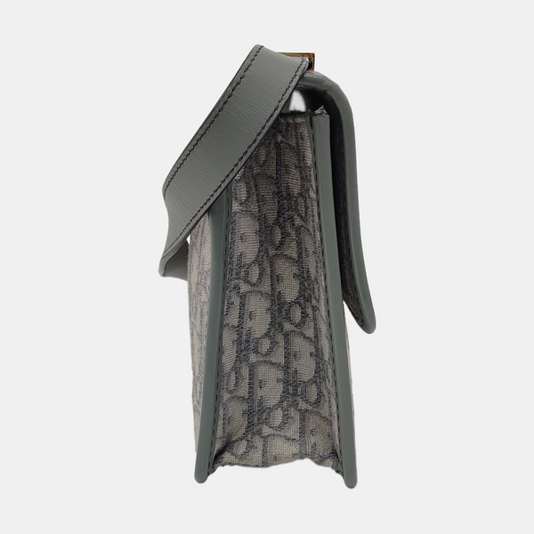 30 Montaigne Oblique Canvas Gray