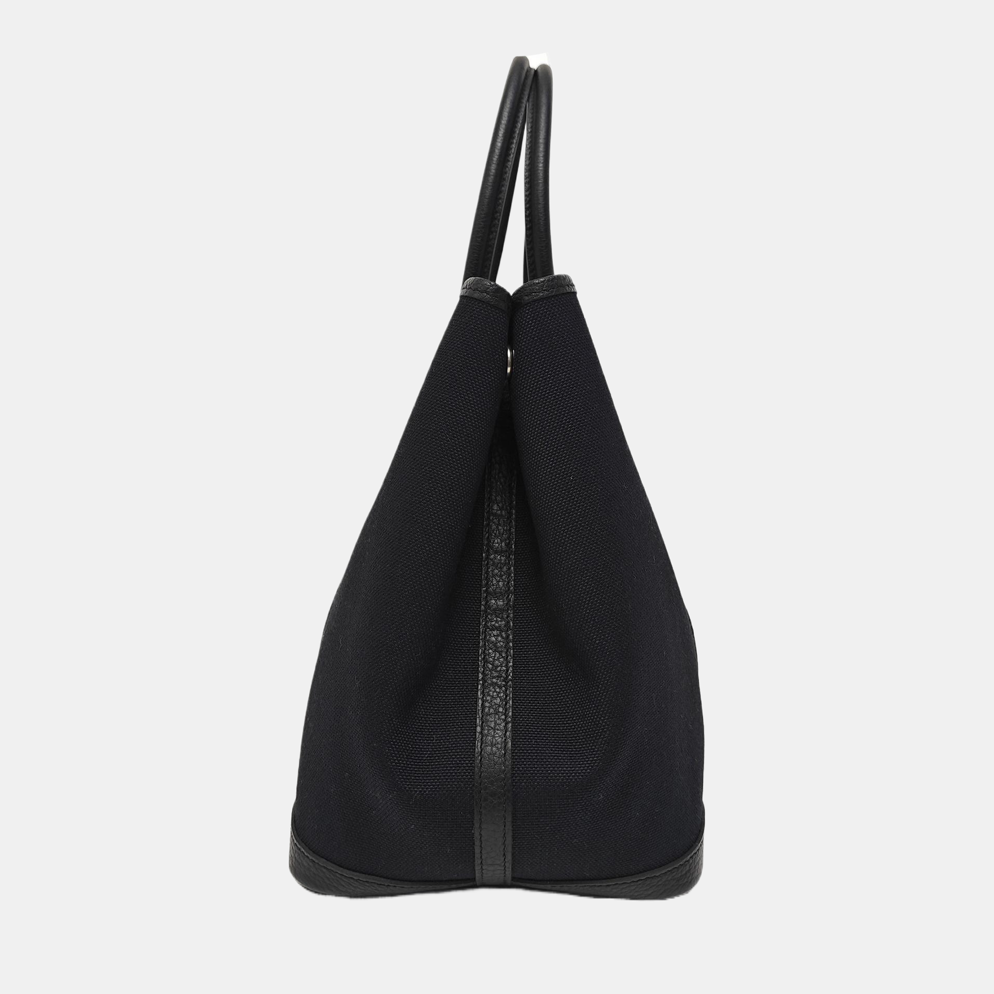 Garden Party 36 Canvas Black