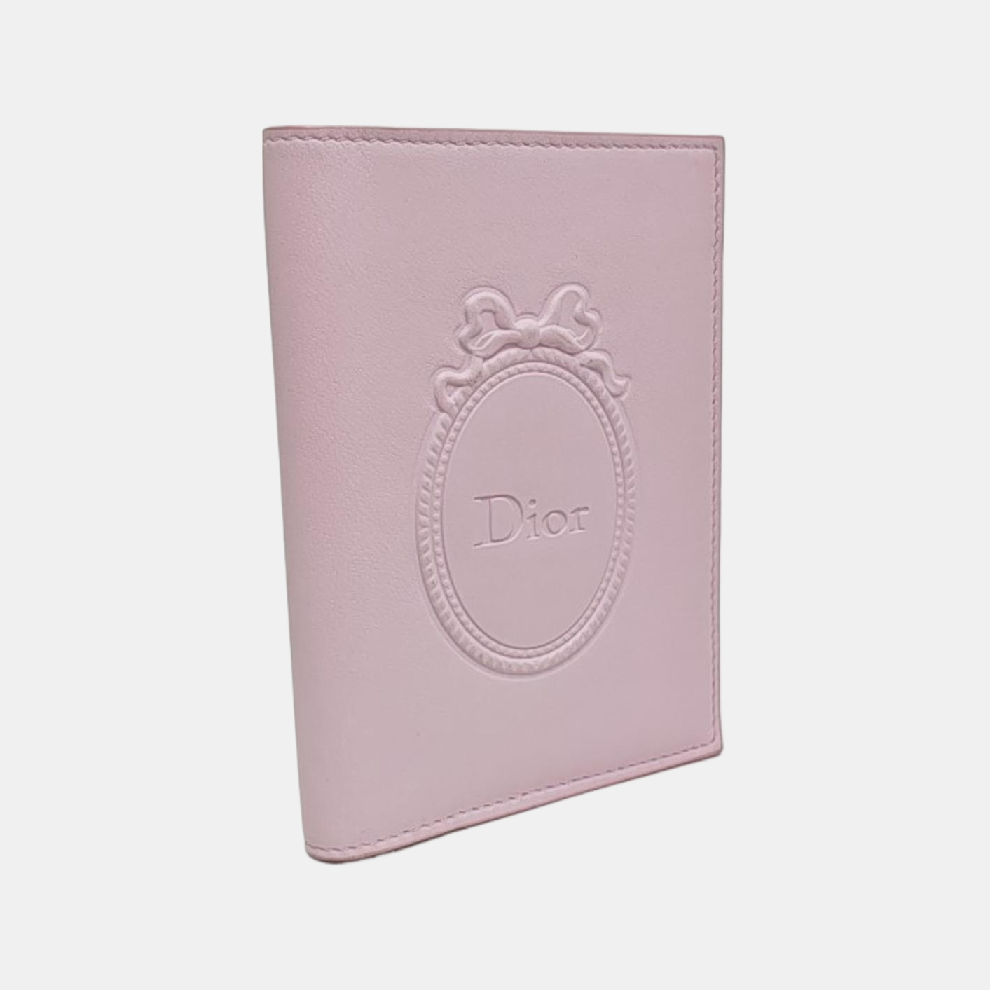 Salon  Médaillon Calfskin Pink Passport Holder