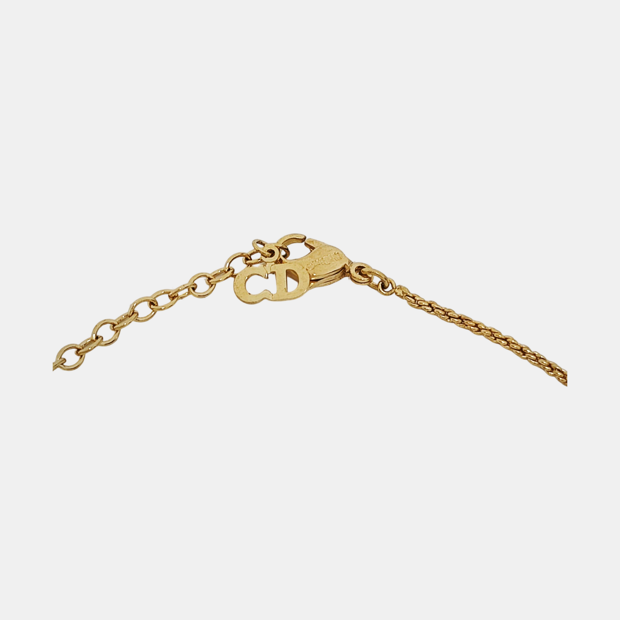 Insignia Metal Gold Necklace