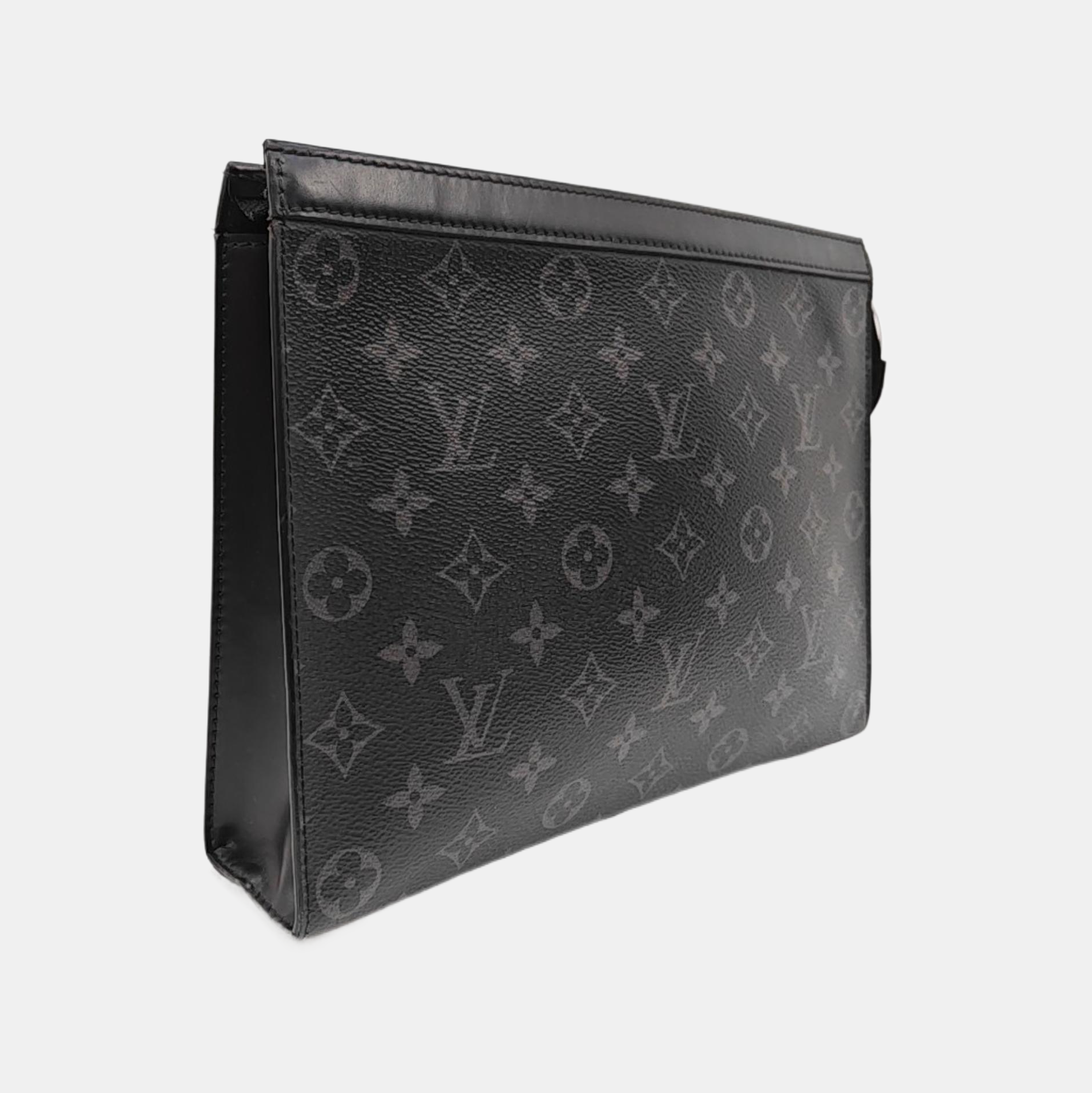 Pochette Voyag MM Monogram Coated Canvas Black