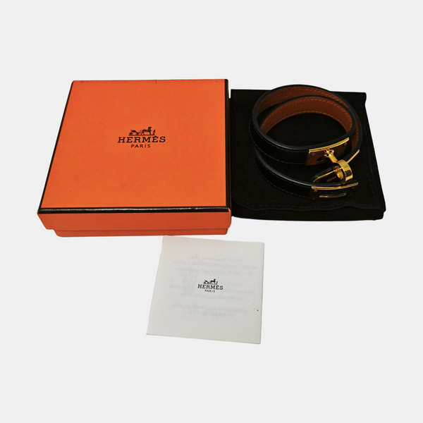 Kelly Metal Black Bangle