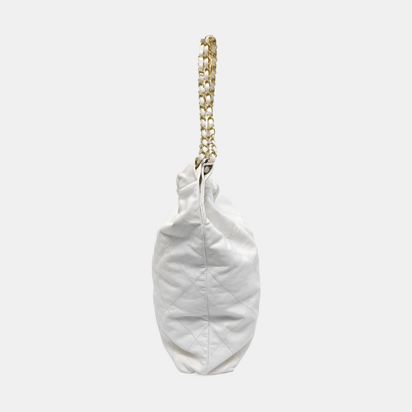 CHANEL 22 Piel de becerro acolchada grande blanca