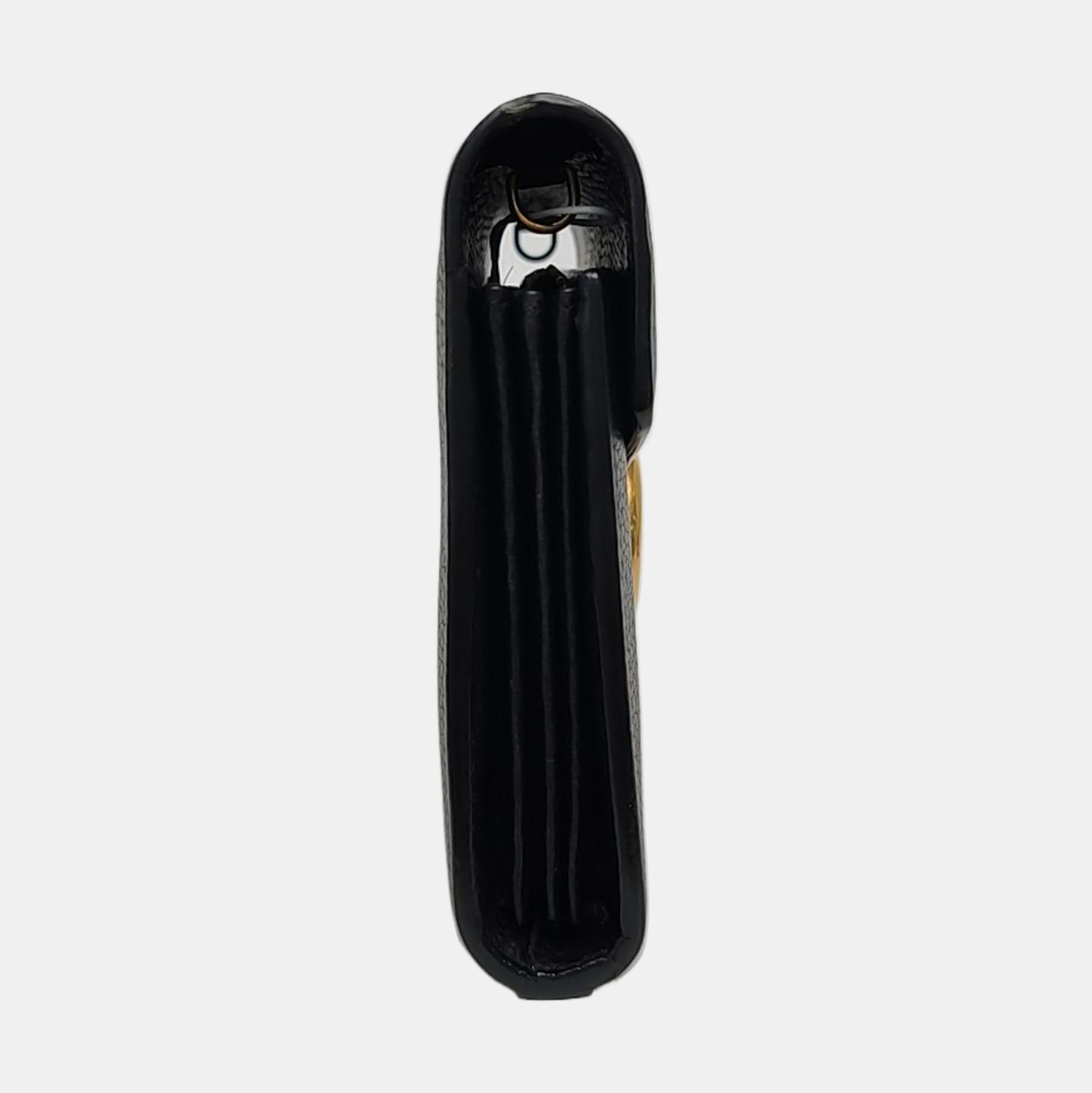 Authenticated pre-owned  GG Marmont Mini Calfskin Black - Shoulder Bag at Looply