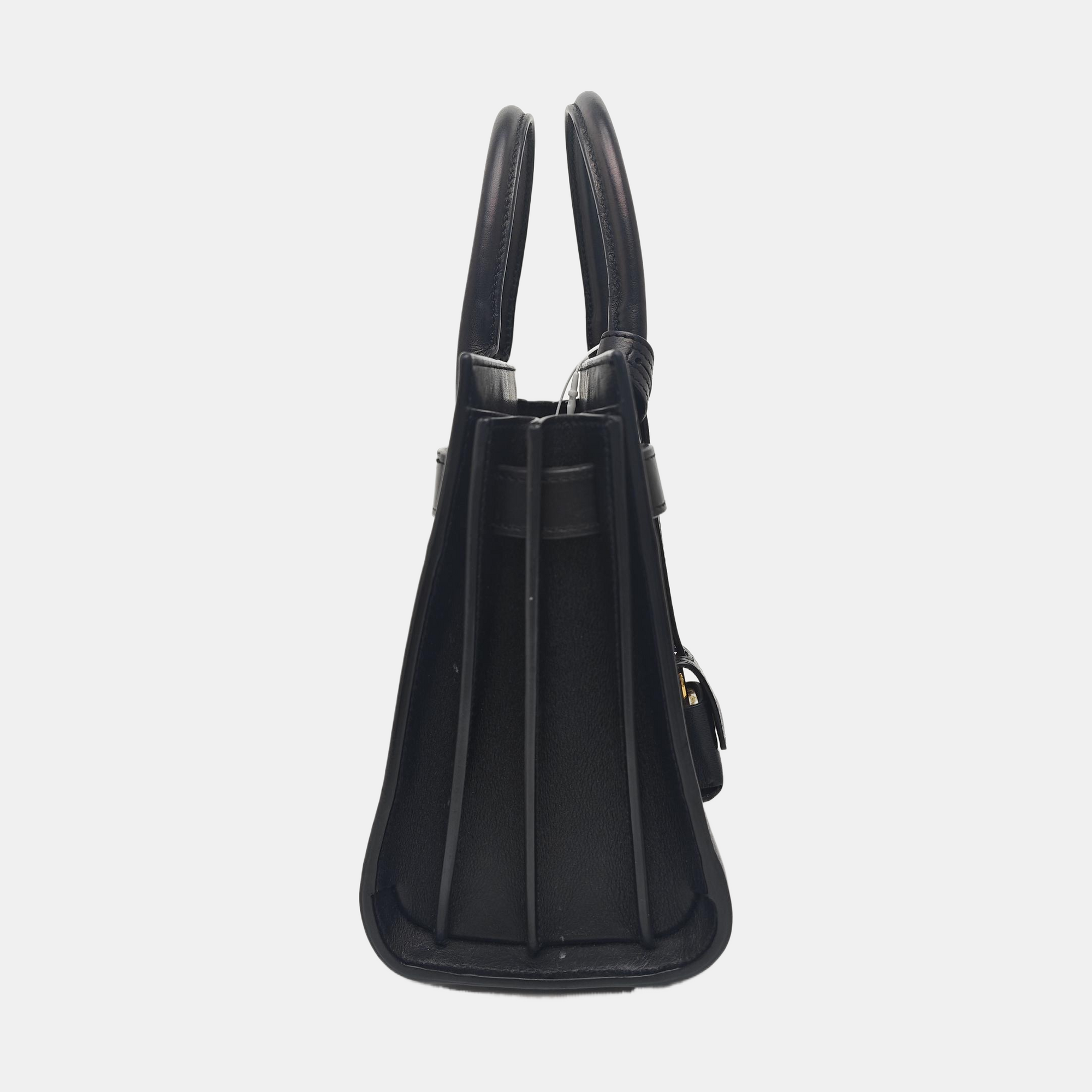 SAC DE JOUR Nano Calfskin Black