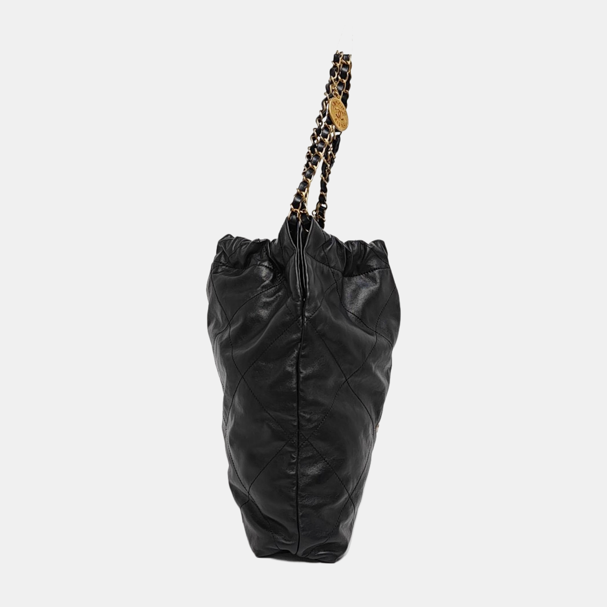 CHANEL 22 Small Quilted Calfskin Black