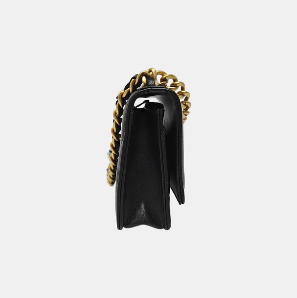 CHANEL 19 WOC Quilted Lambskin Black