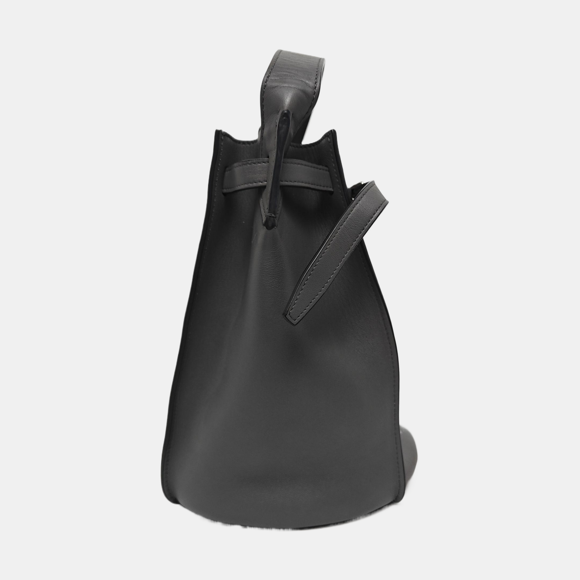 Authenticated pre-owned  BIG BAG Calfskin Grey - Bucket Bag at Looply