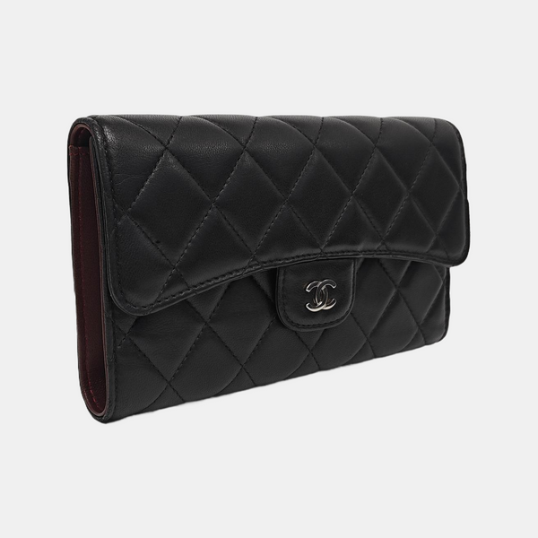CLASSIC FLAP Mini Quilted Lambskin Black Wallet