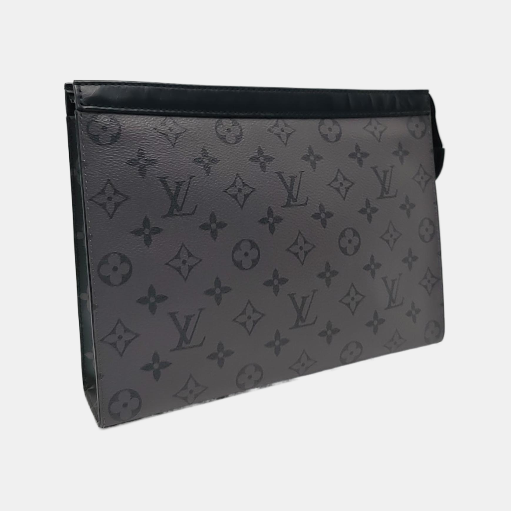 Pochette Voyag MM Monogram Coated Canvas Gray
