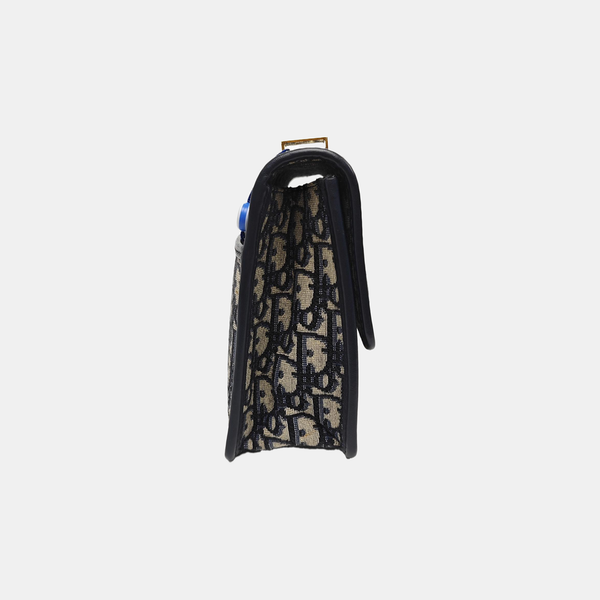 30 Montaigne Medium Oblique Canvas Blue