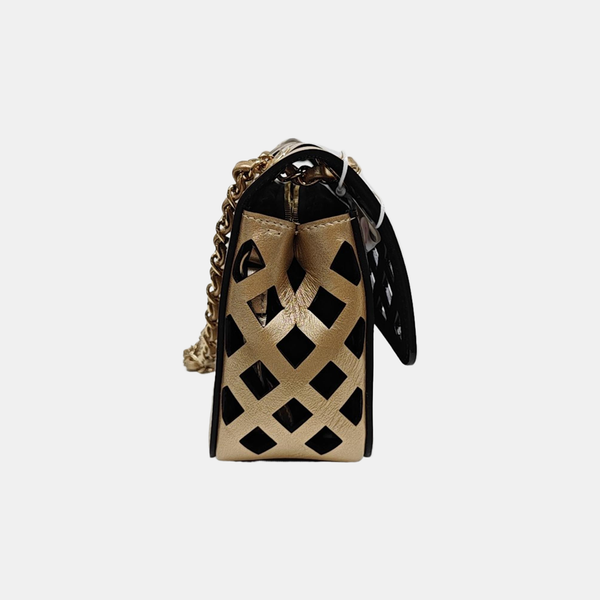 CLASSIC FLAP Calfskin Gold