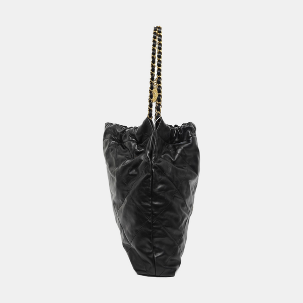 CHANEL 22 Small Quilted Calfskin Black