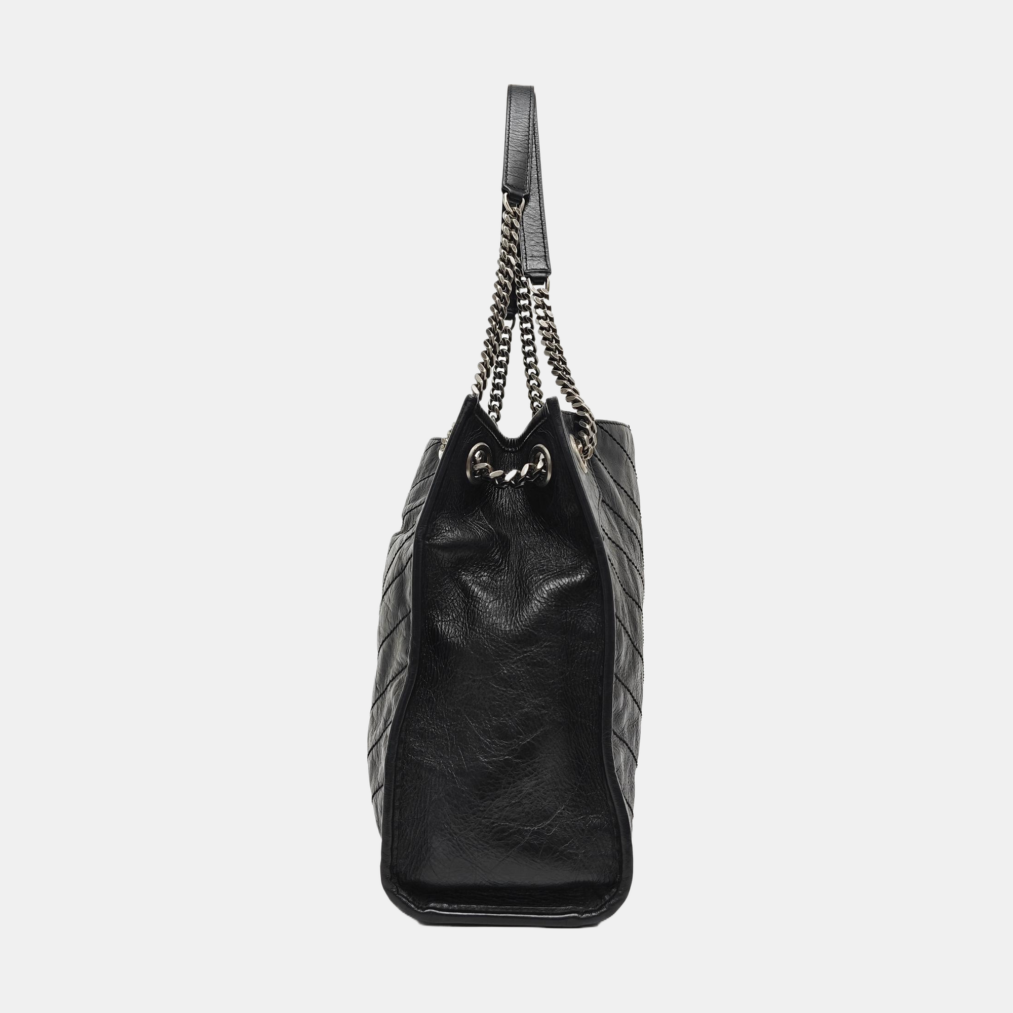 NIKI Medium Chevron Calfskin Black