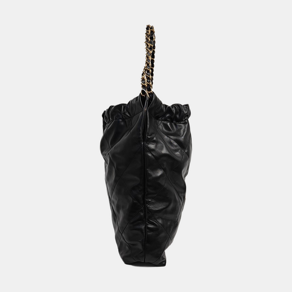 CHANEL 22 Medium Quilted Calfskin Black