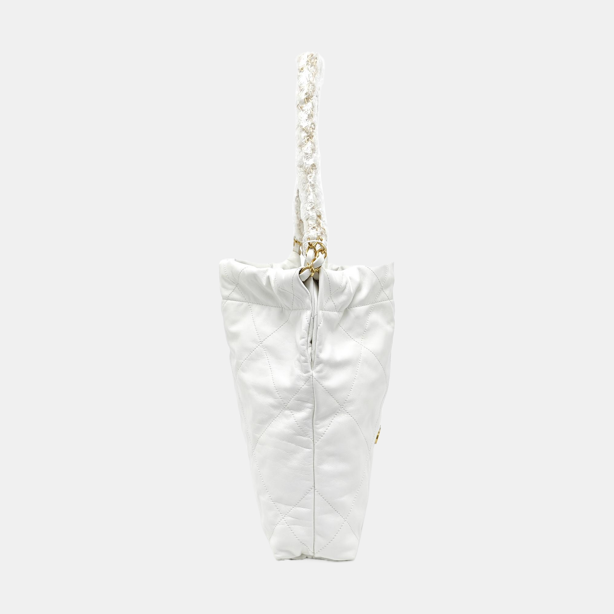 CHANEL 22 Small Quilted Calfskin White