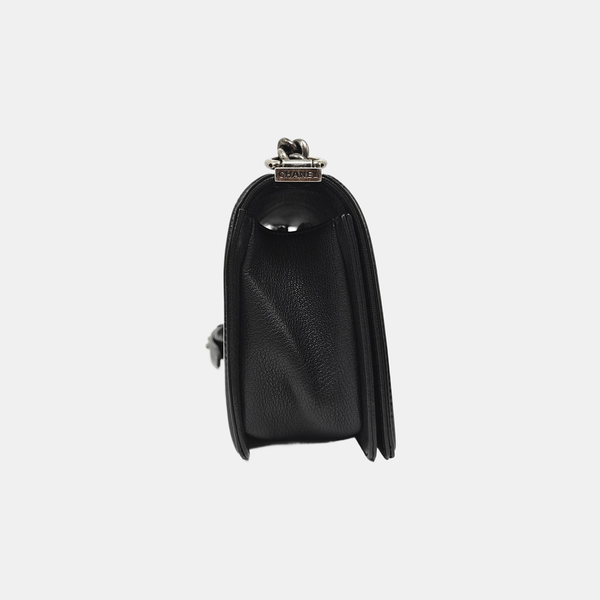 BOY CHANEL Medium Quilted Lambskin Black