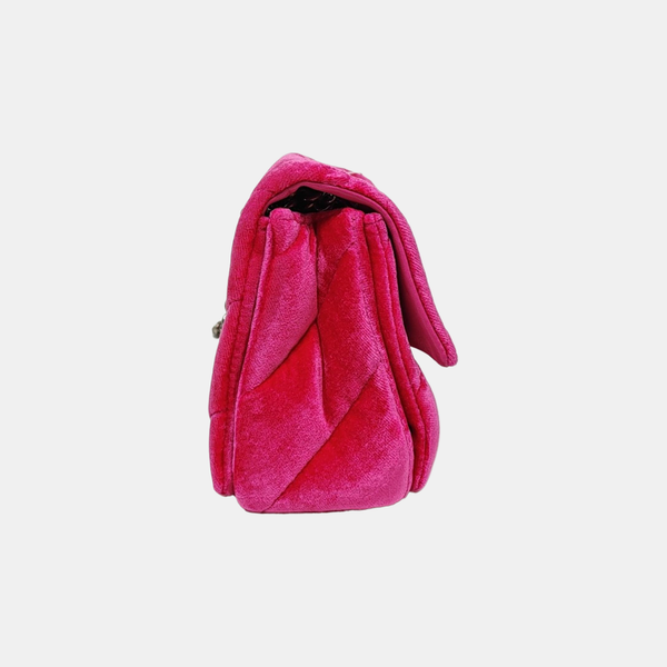 Hourglass Small Quilted Fabric Red