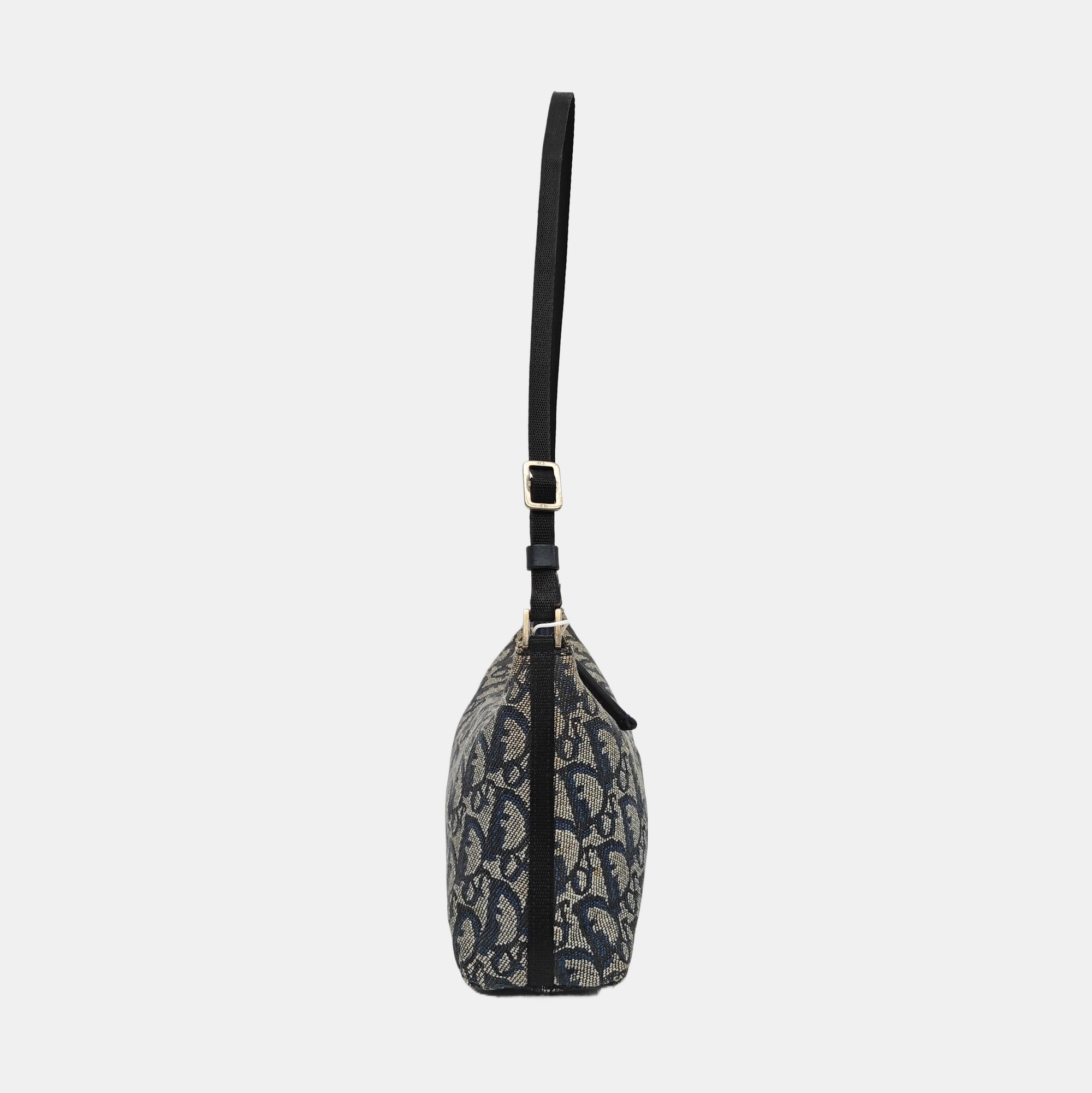 Oblique Canvas Top Handle Bag Black