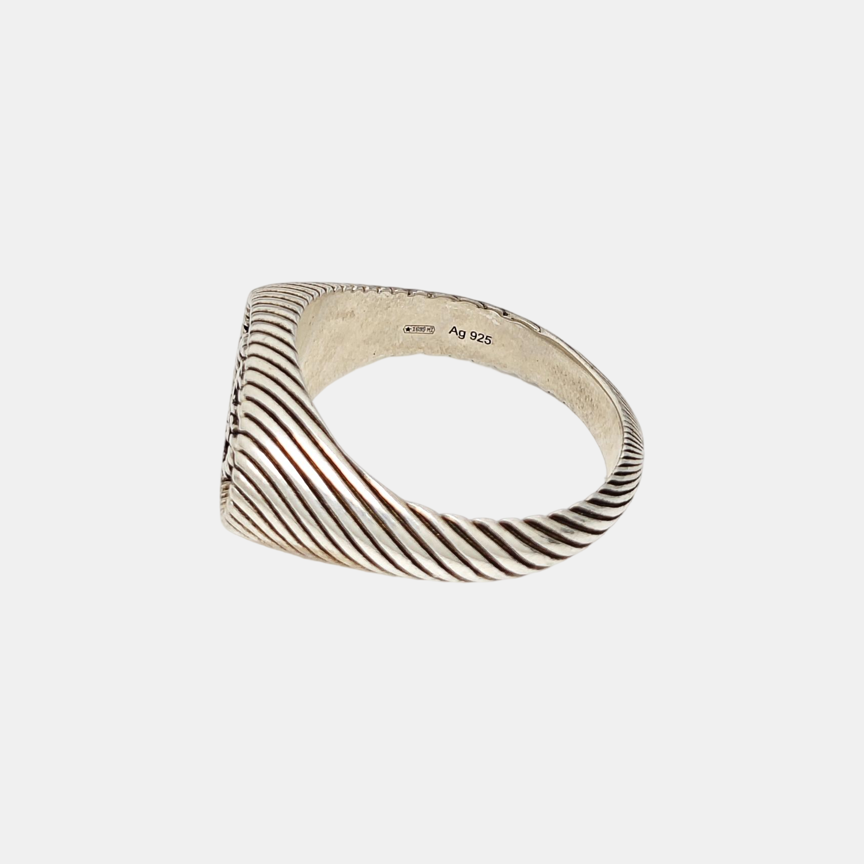 925 Sterling Silver Ring HK 23