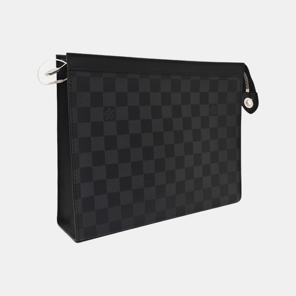 Pochette Voyag MM Damier Graphite Coated Canvas Gray