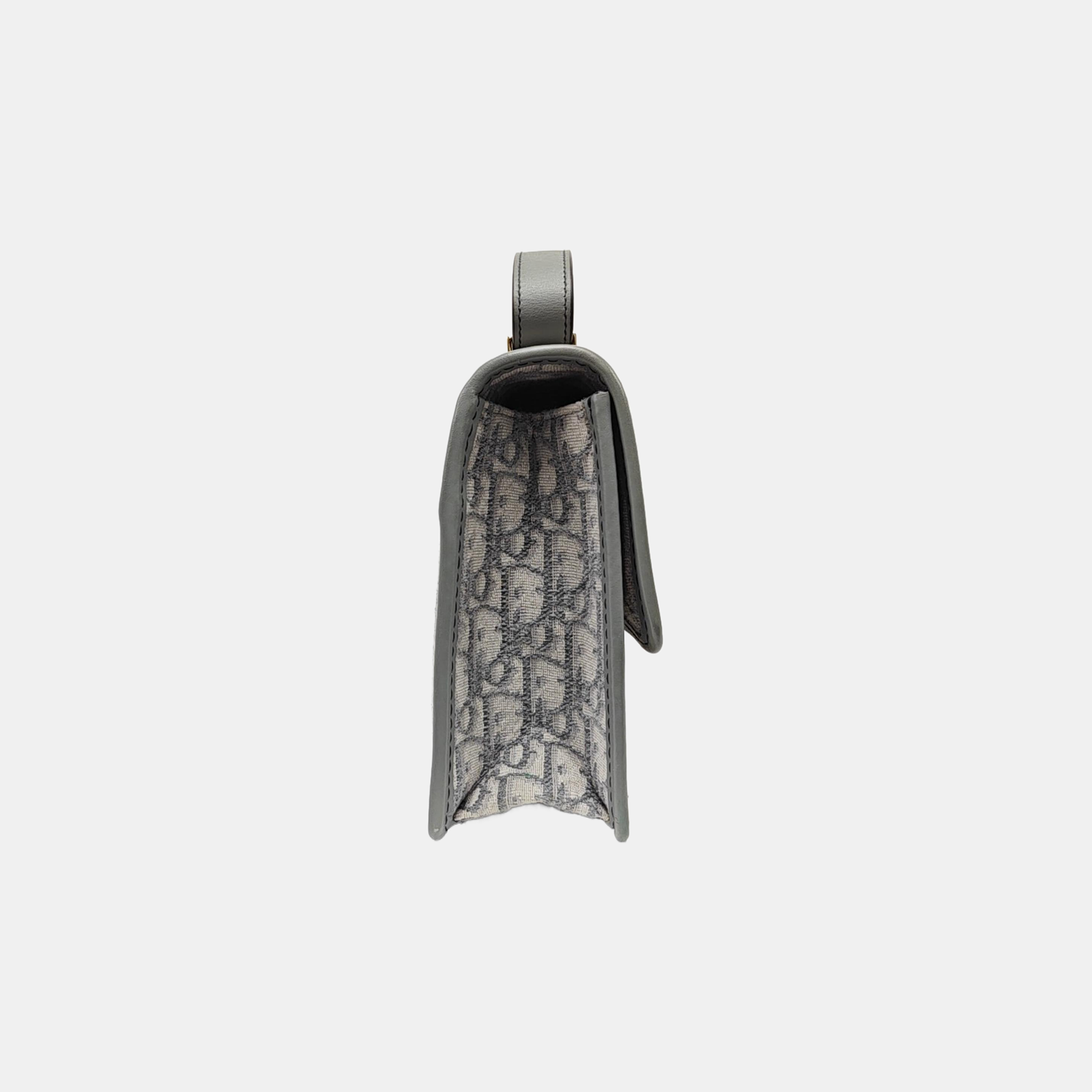 30 Montaigne Oblique Canvas Gray