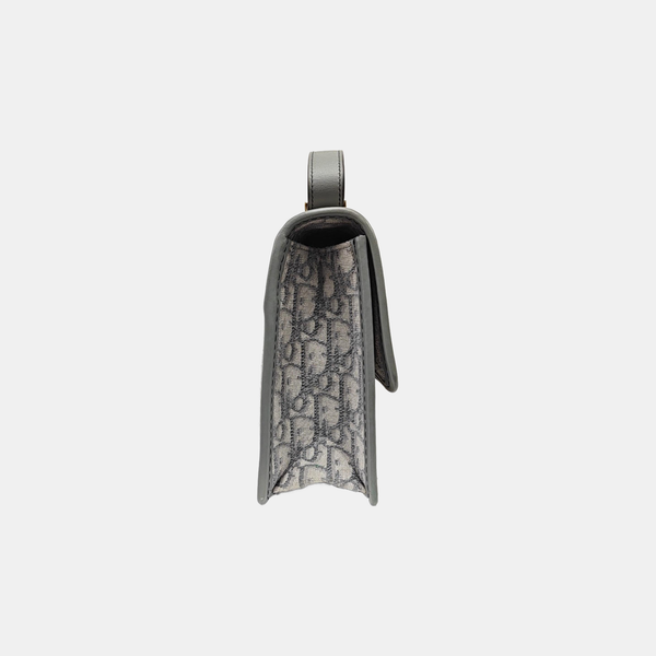 30 Montaigne Oblique Canvas Gray